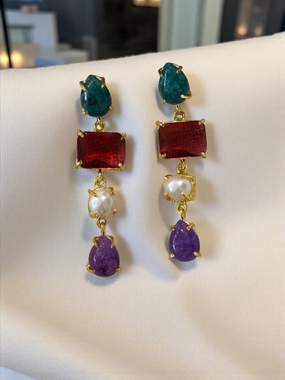 Aakriti Statement Stone Necklace Set
