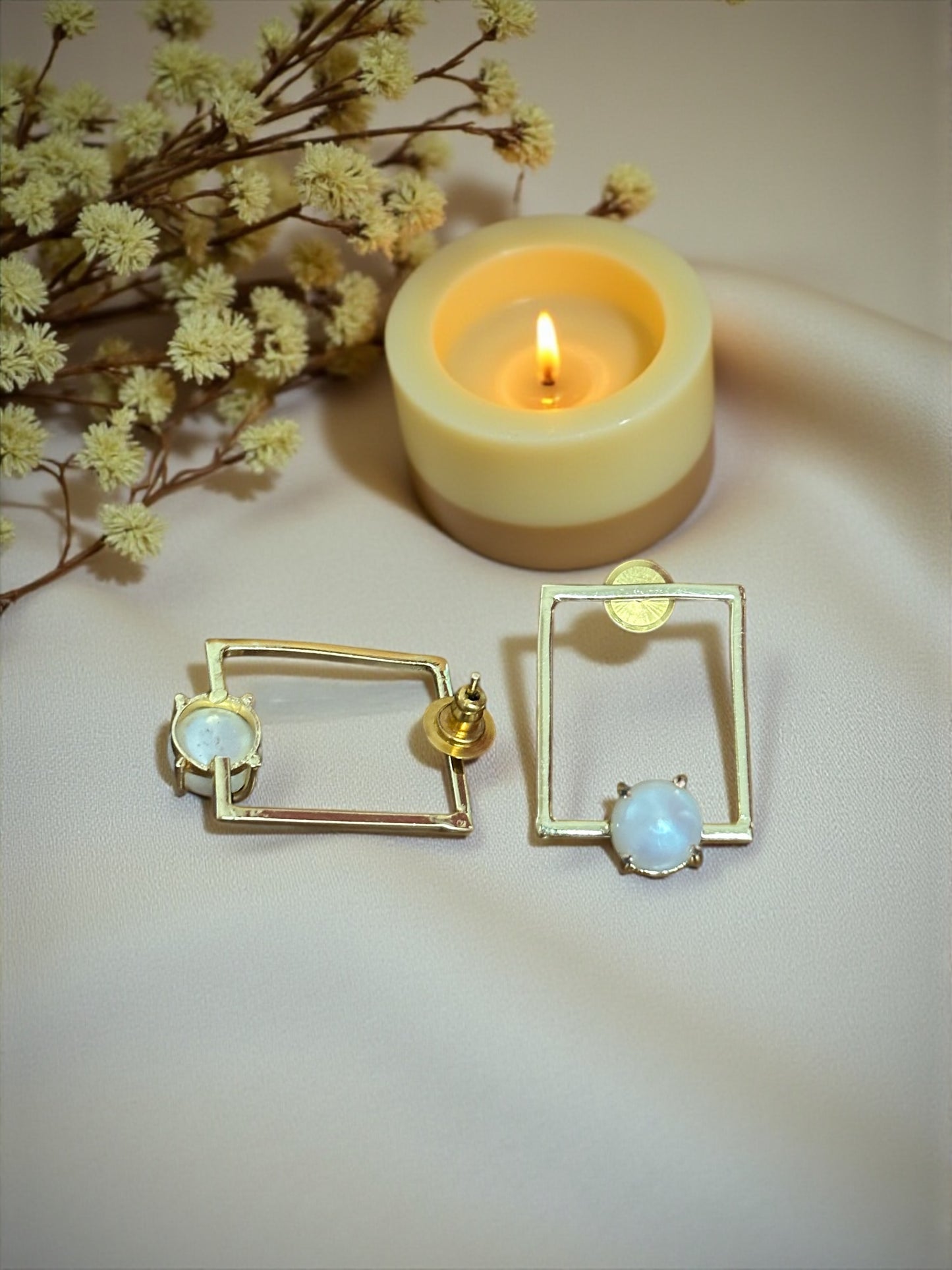 Pihu Rectangle Pearl Studs
