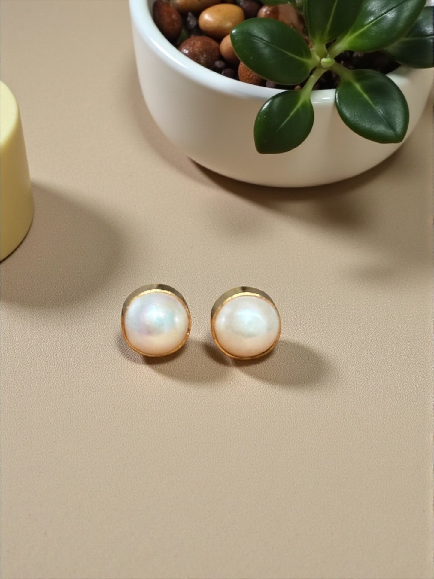 Classic Bazel Pearl Studs