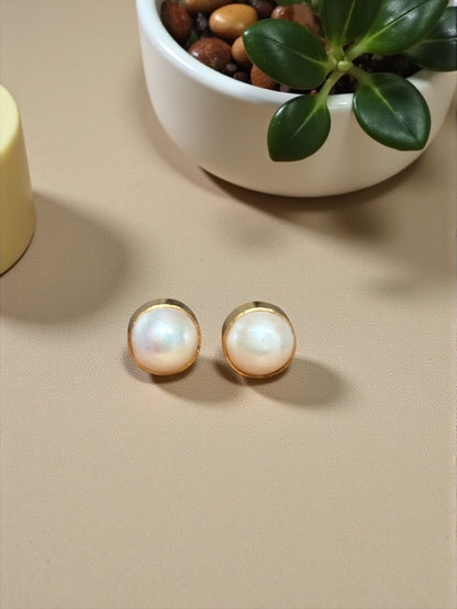 Classic Bazel Pearl Studs