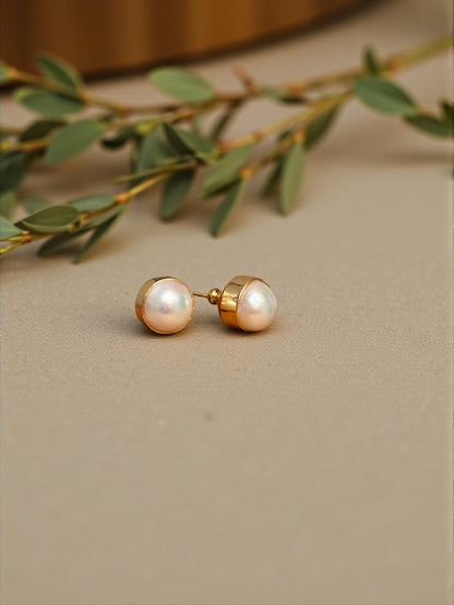 Classic Bazel Pearl Studs
