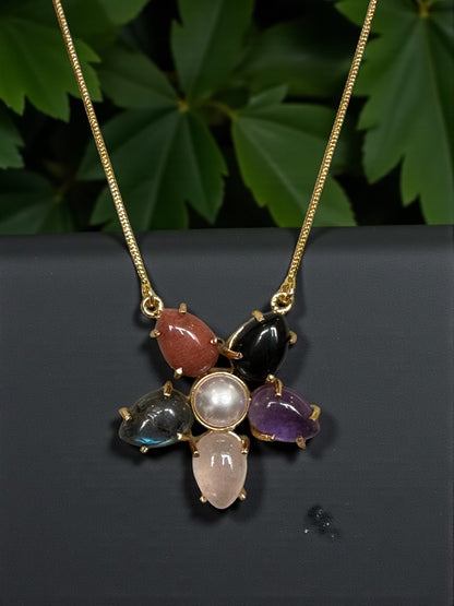 Pretty Little Flower Stone Necklace