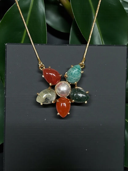 Pretty Little Flower Stone Necklace