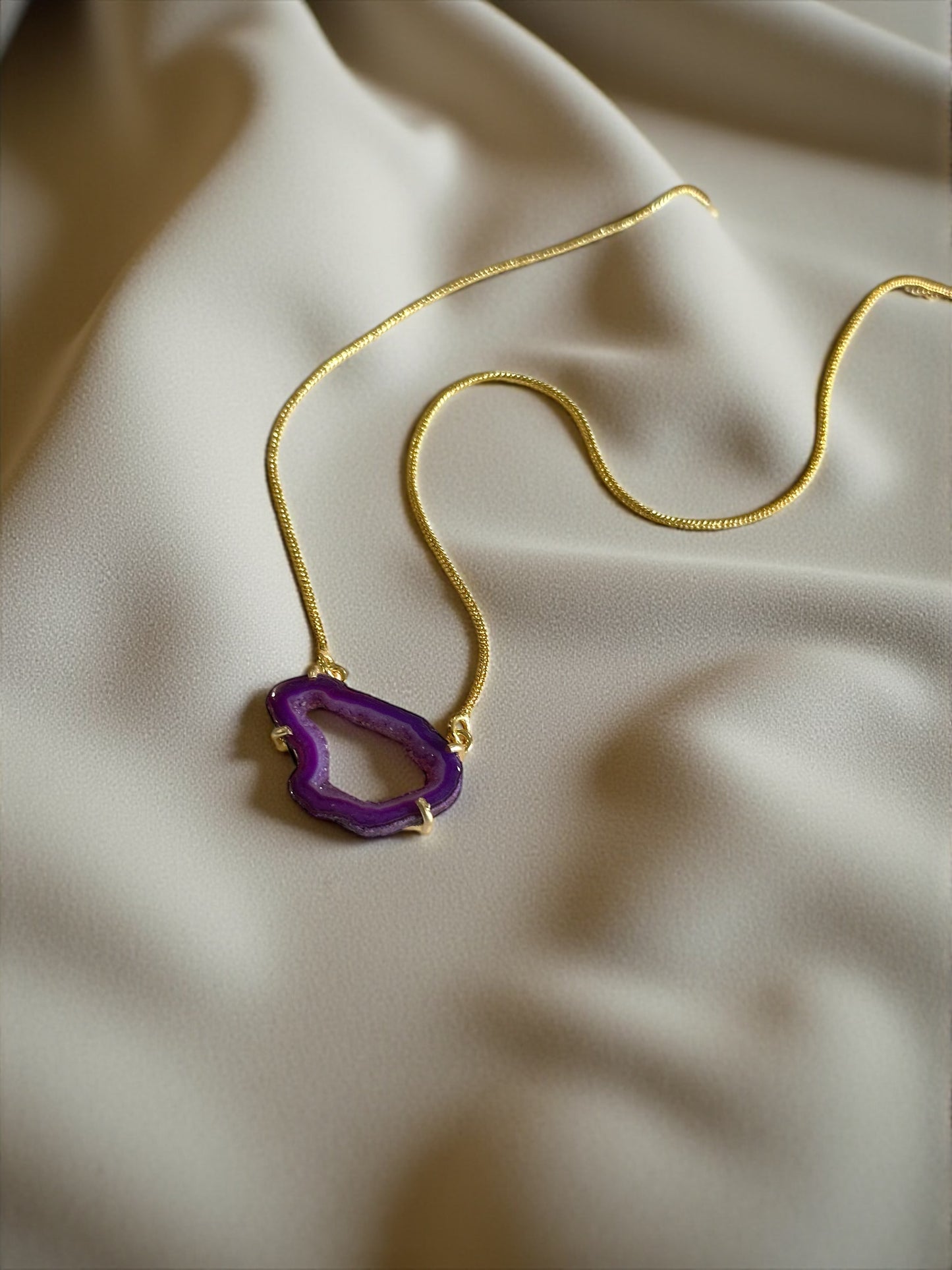 Amora Druzy Agate Slice Necklace