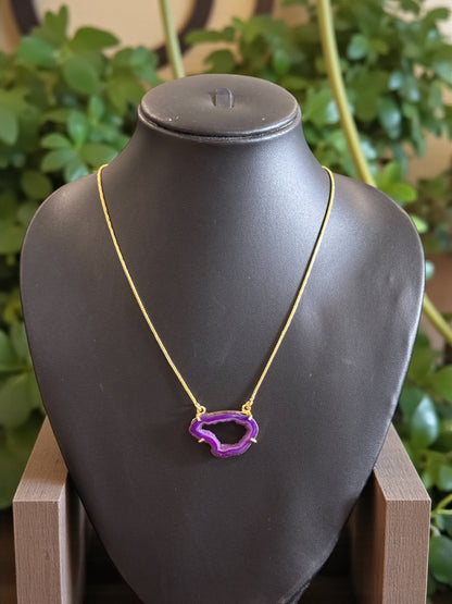 Amora Druzy Agate Slice Necklace