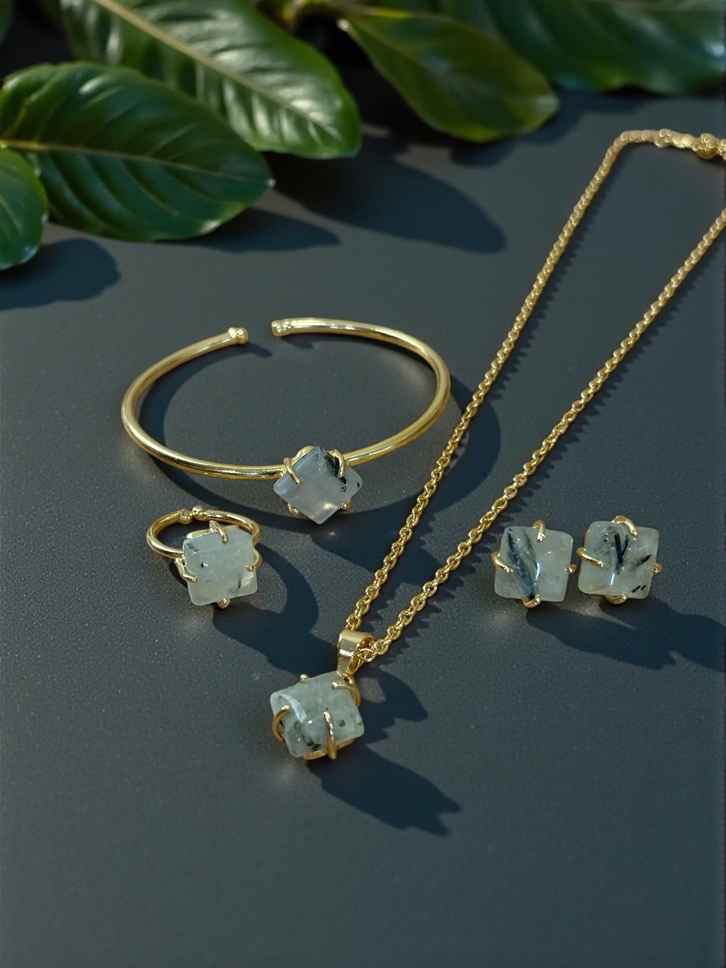5 PCS Prehnite Pendent Set with Ring and Bracelet