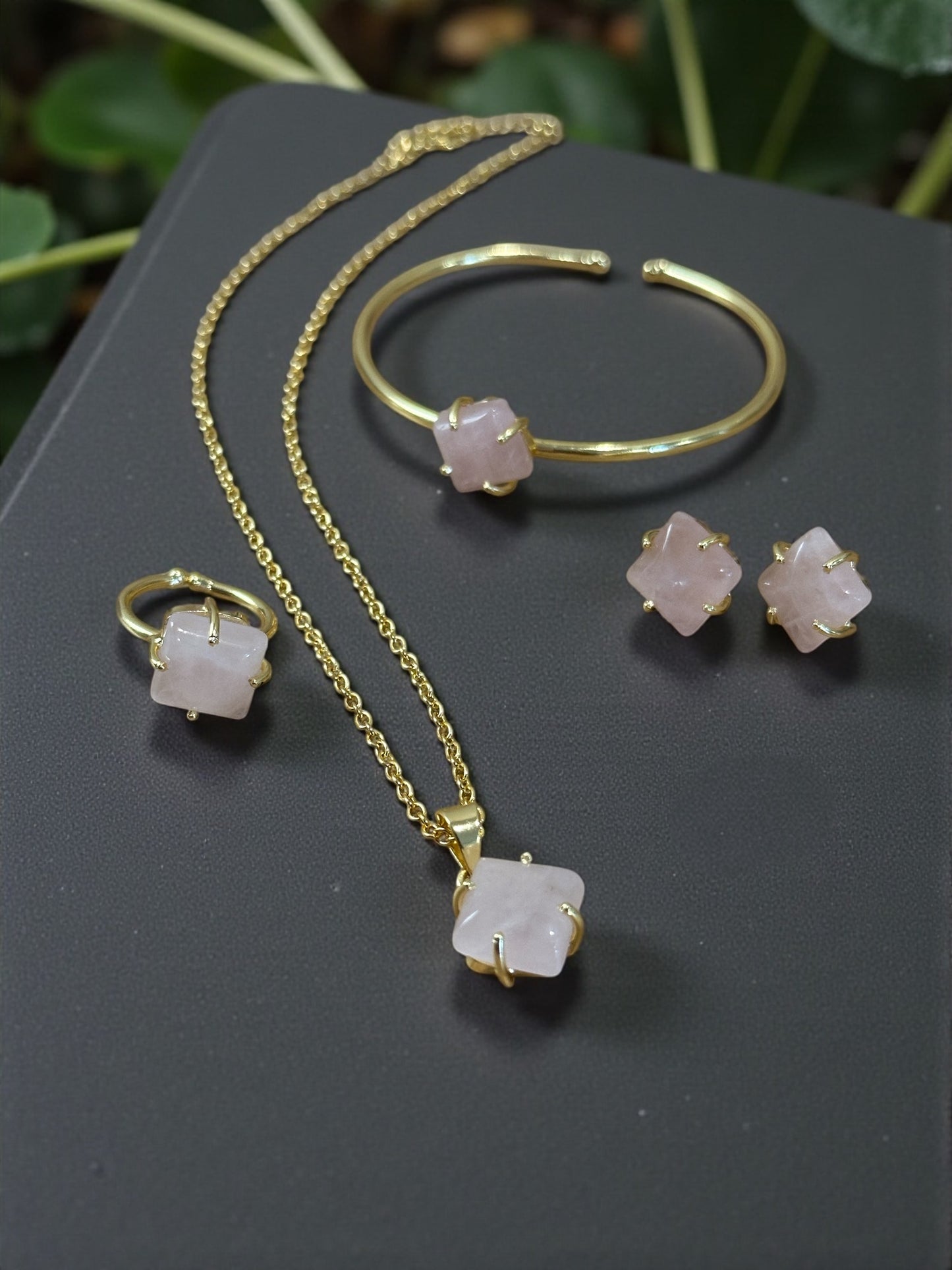 5 PCS Rose Quartz Pendent Set with Ring and Bracelet