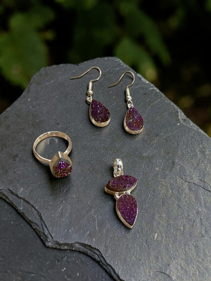 4PCS Pink Druzy Quartz Party Pop Pendant Set