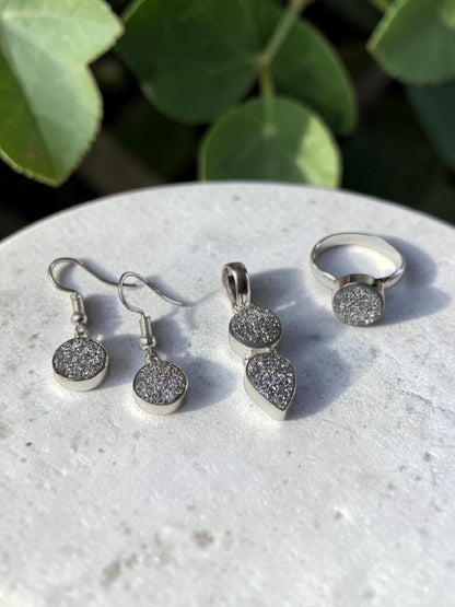 4PCS Silver Druzy Quartz Party Pop Pendant Set