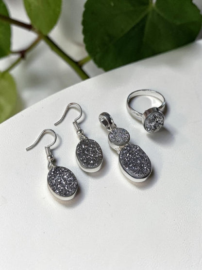 4PCS Silver Druzy Quartz Party Pop Pendant Set