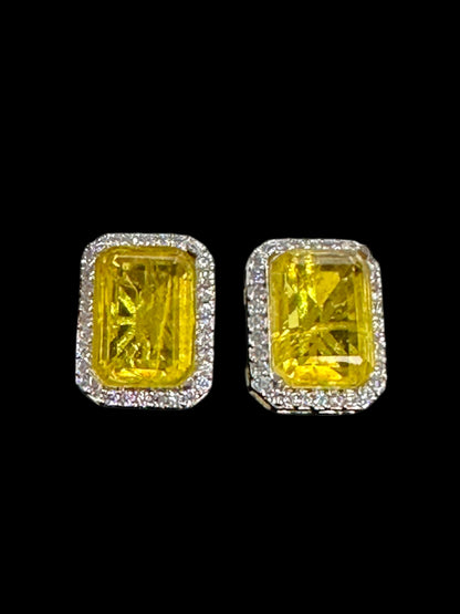 Yellow Doublet Stone Rectangular Pendant Set