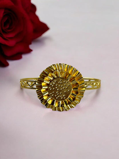 Pure Brass Delicate Flower Adjustable Bracelet