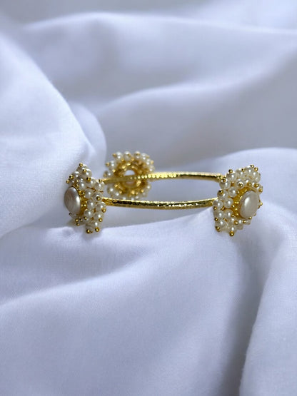 Freshwater Pearl Tri Flower Bloom Bracelet