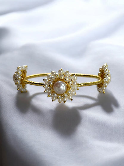 Freshwater Pearl Tri Flower Bloom Bracelet