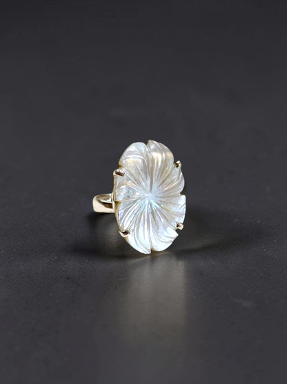 Mother Of Pearl Carved Chandrika Ring