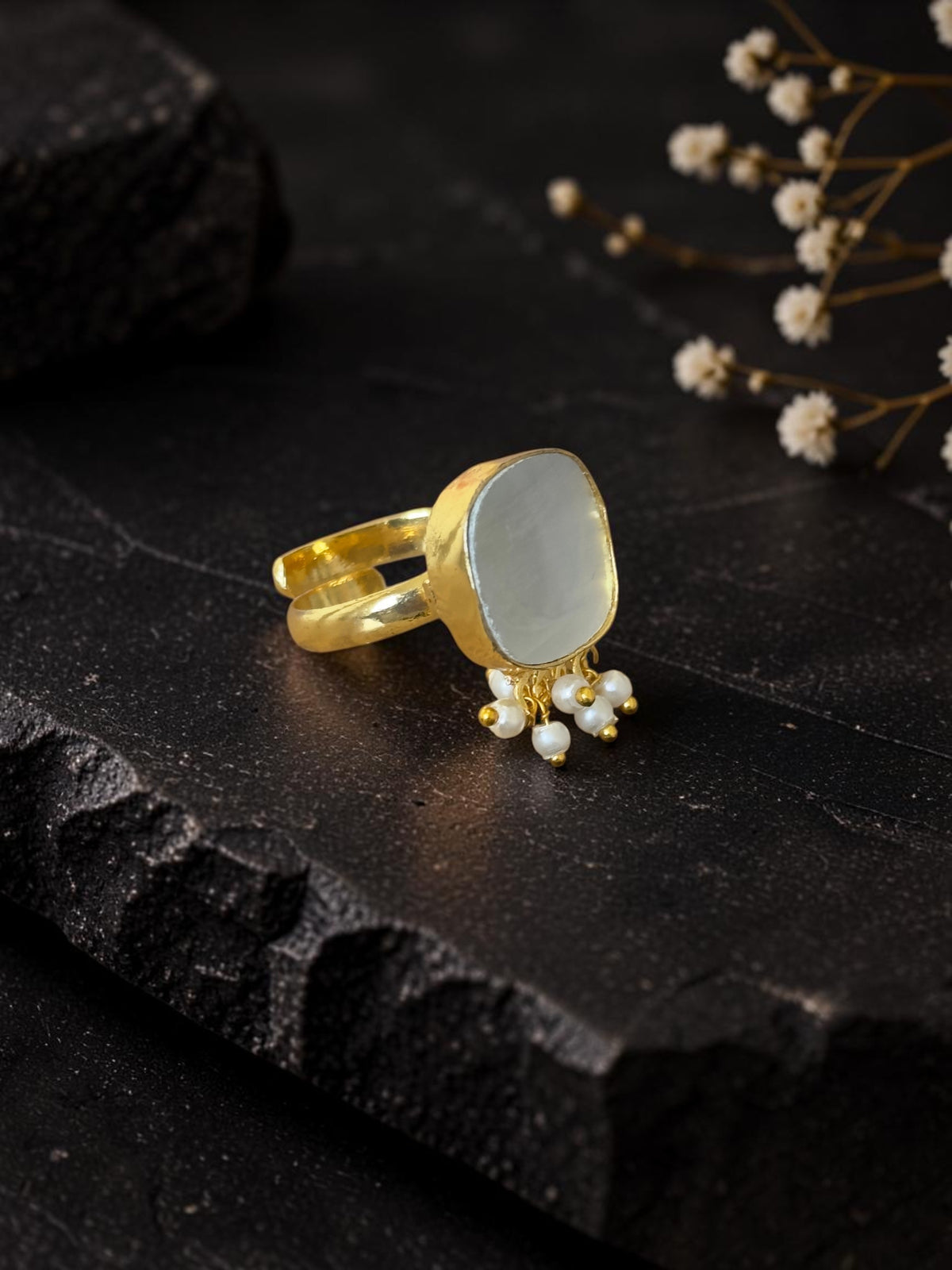 MOP Ghungroo Ring