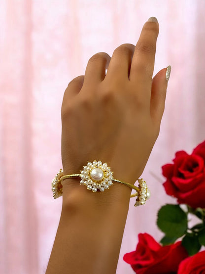 Freshwater Pearl Tri Flower Bloom Bracelet